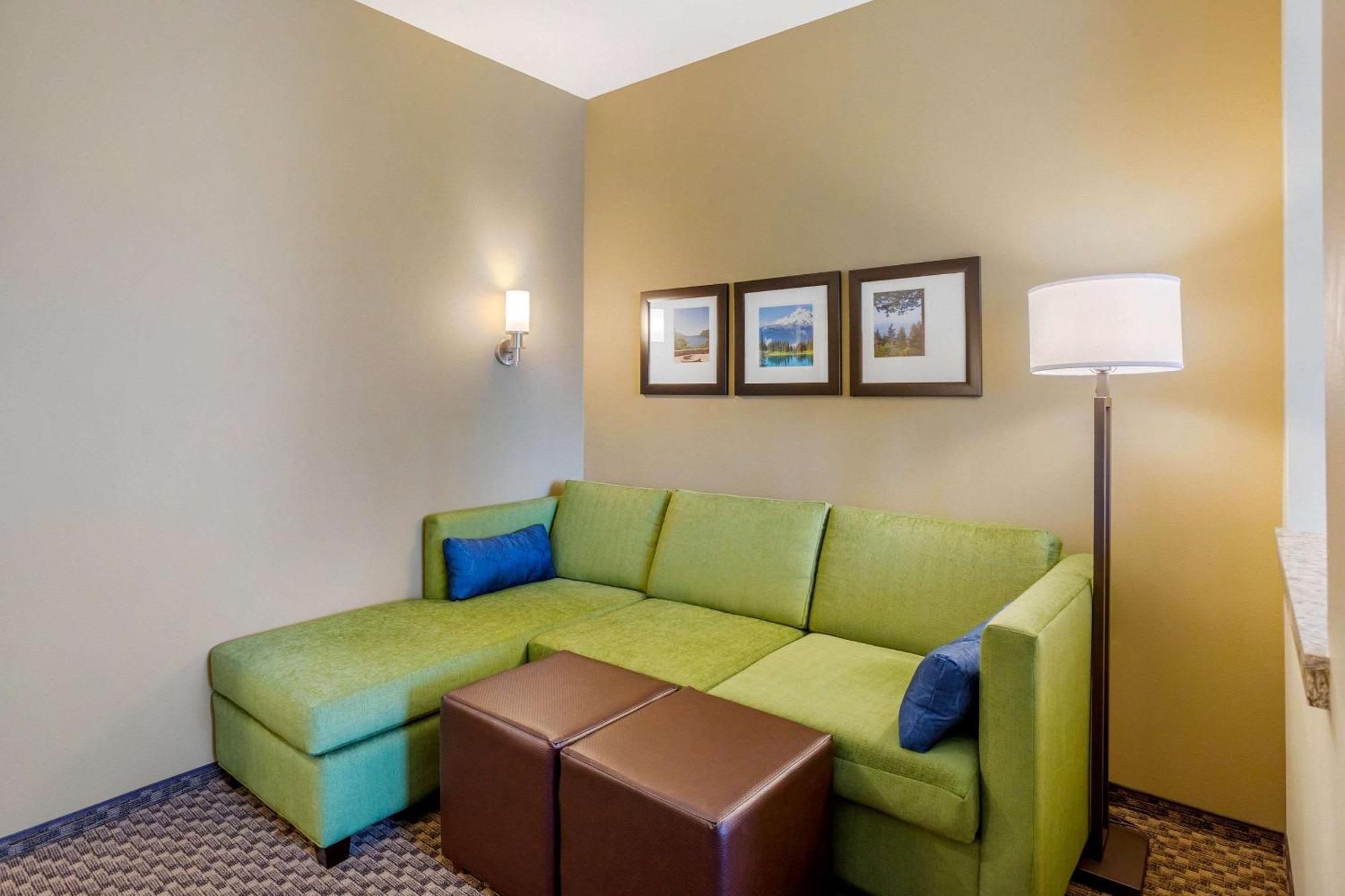 Comfort Suites Burlington Near I-5 Exterior foto