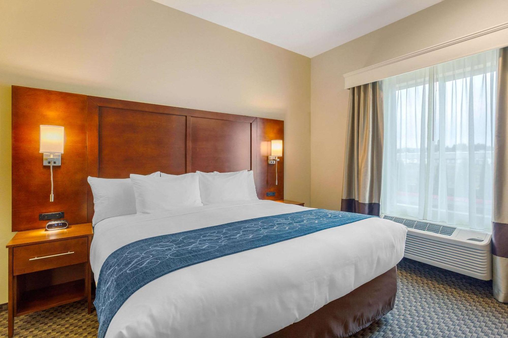 Comfort Suites Burlington Near I-5 Exterior foto
